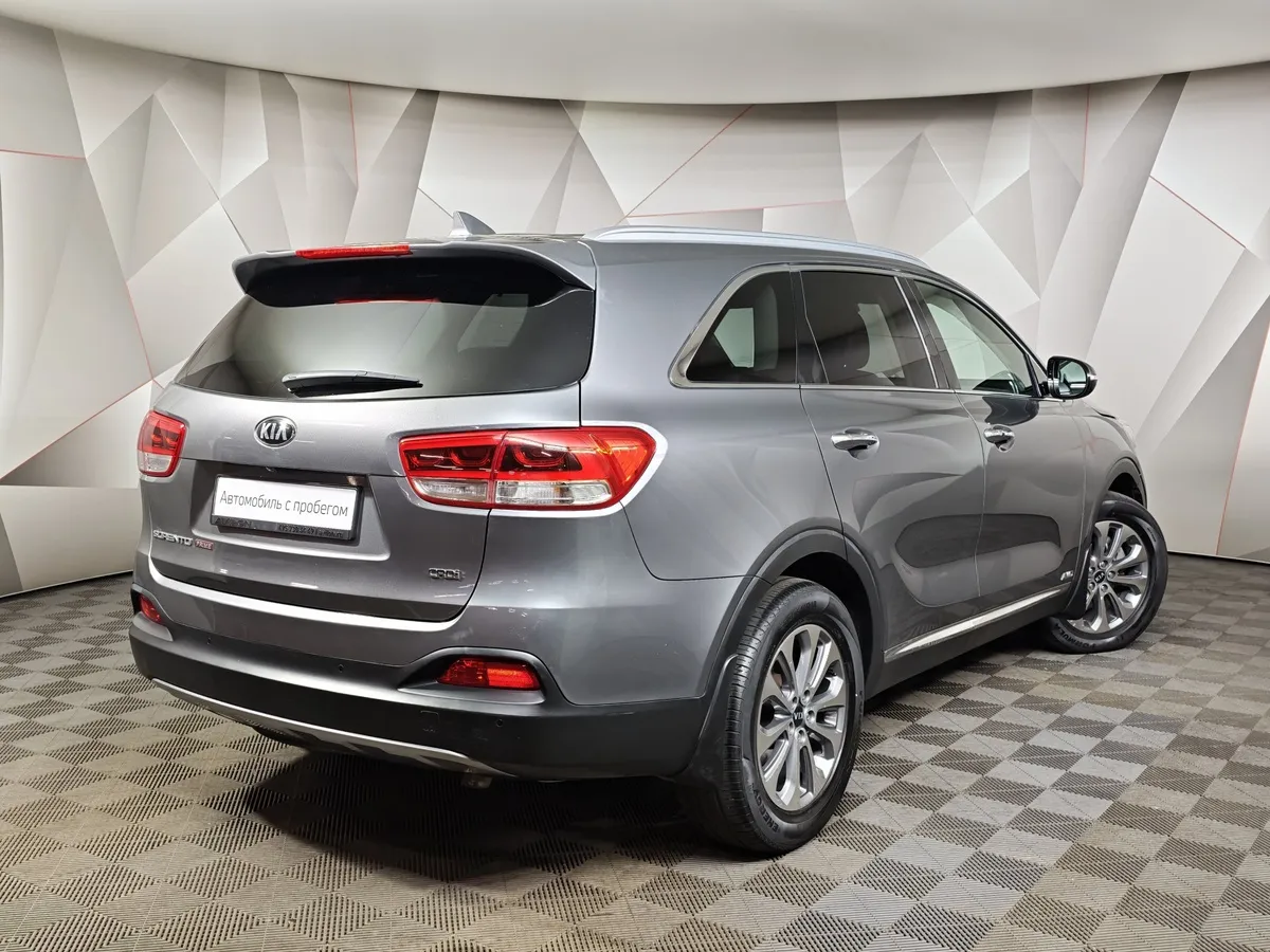 Kia Sorento 2.2 CRDi AT AWD (200 л.с.) Серый в АВИЛОН. Слайд №2