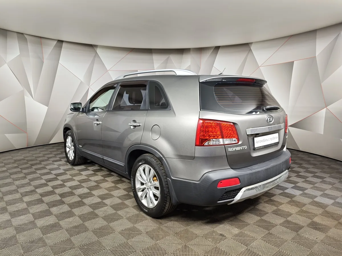 Kia Sorento 2.2 CRDi AT AWD (200 л.с.) Серый в АВИЛОН. Слайд №4