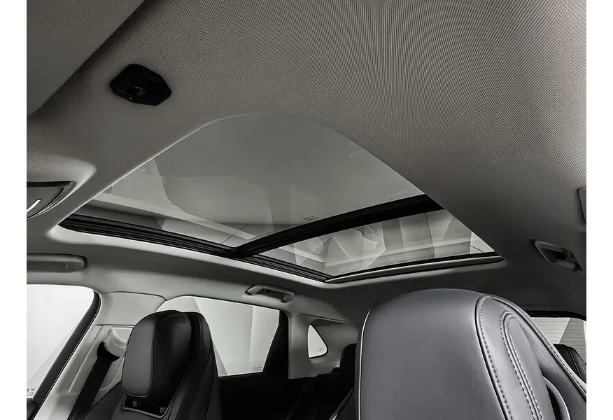 Hongqi HS3 2.0T 8AT 4WD (245 л.с.) Deluxe Черный в АВИЛОН. Слайд №20