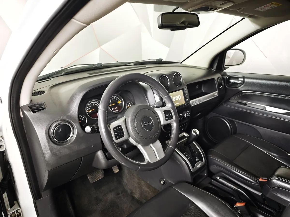 Jeep Compass 2.4 AT AWD (170 л.с.) Limited Белый в АВИЛОН. Слайд №17