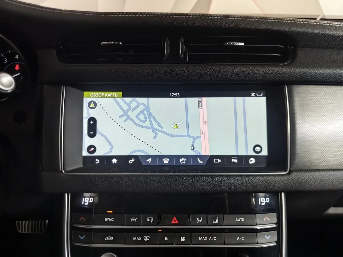 Jaguar XF 3.0 AT AWD (380 л.с.) S Белый в АВИЛОН. Слайд №22