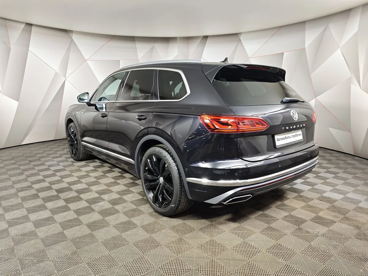 Volkswagen Touareg 2.0 TSI Tiptronic 4Motion (249 л.с.) Exclusive Черный в АВИЛОН. Слайд №4