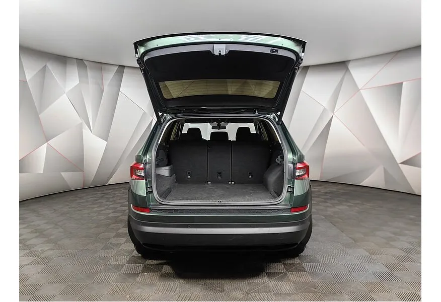 Skoda Kodiaq 1.4 TSI DSG (150 л.с.) Зеленый в АВИЛОН. Слайд №17