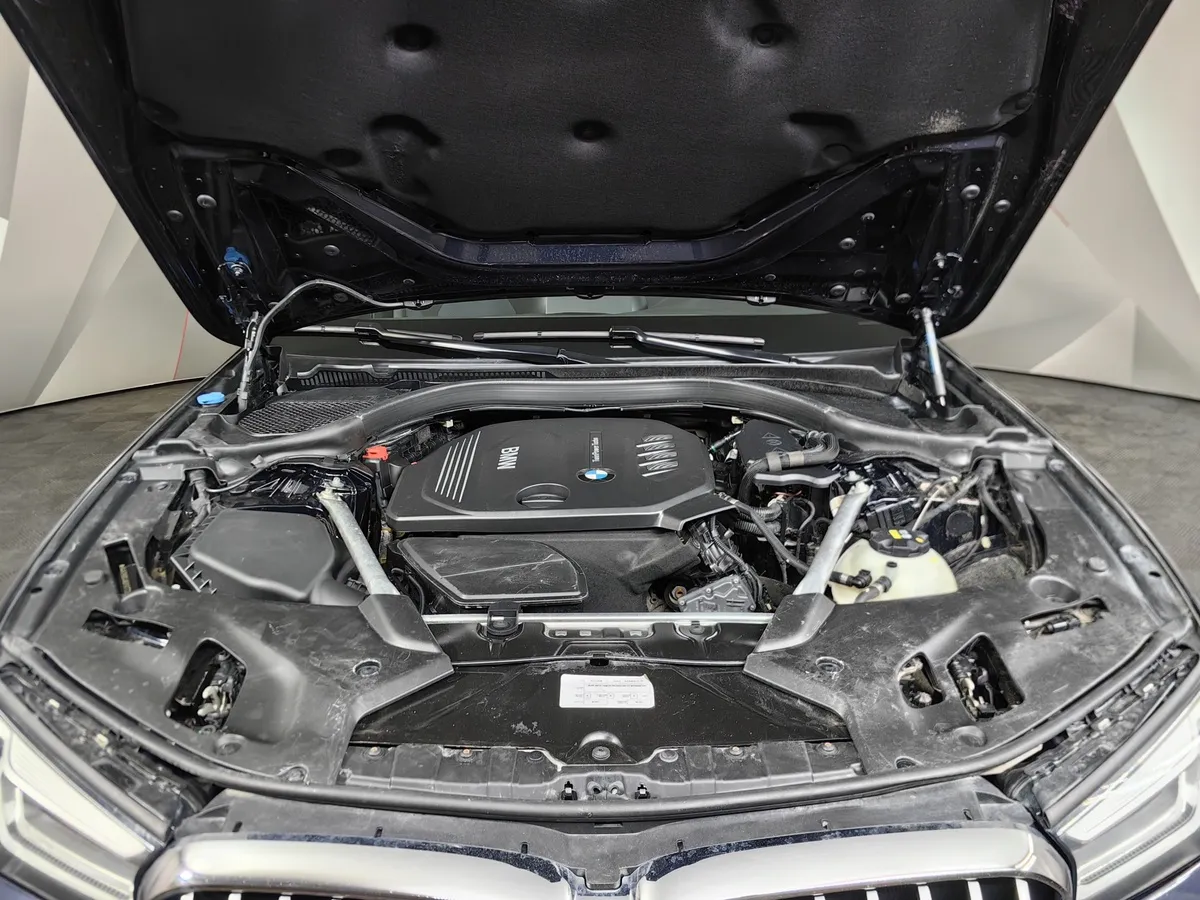 BMW 5 серия 520d xDrive Steptronic (190 л.с.) M Sport Черный в АВИЛОН. Слайд №10