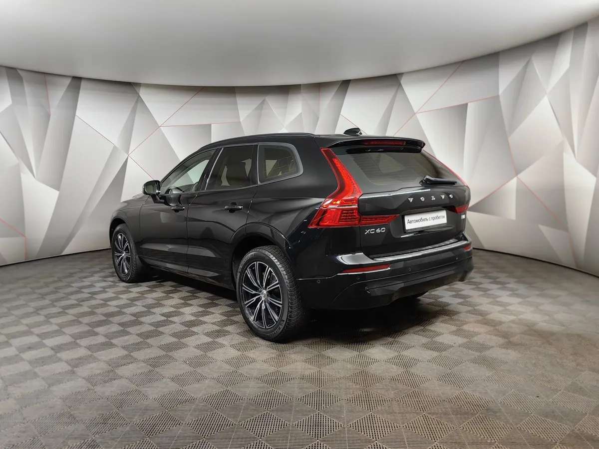 Volvo XC60 2.0 T5 AT AWD (249 л.с.) Inscription Черный в АВИЛОН. Слайд №4