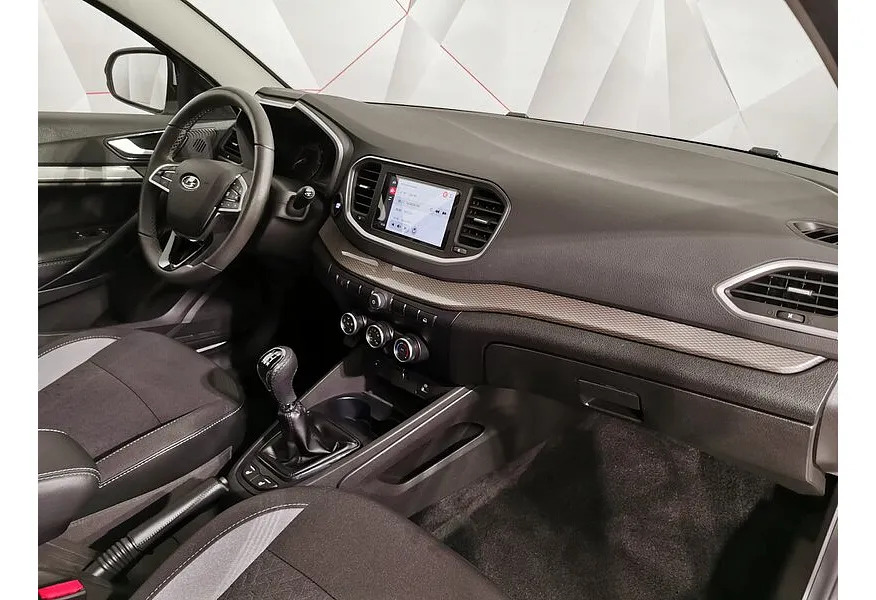 ВАЗ (Lada) Vesta 1.6 MT (106 л.с.) Белый в АВИЛОН. Слайд №9
