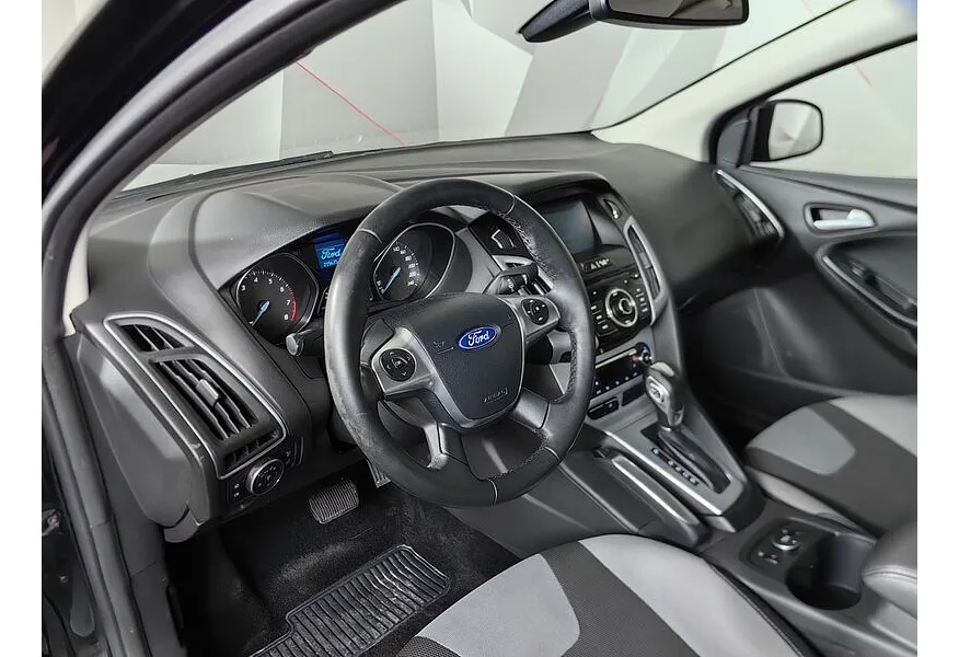 Ford Focus 1.6 PowerShift (125 л.с.) Trend Sport Черный в АВИЛОН. Слайд №17