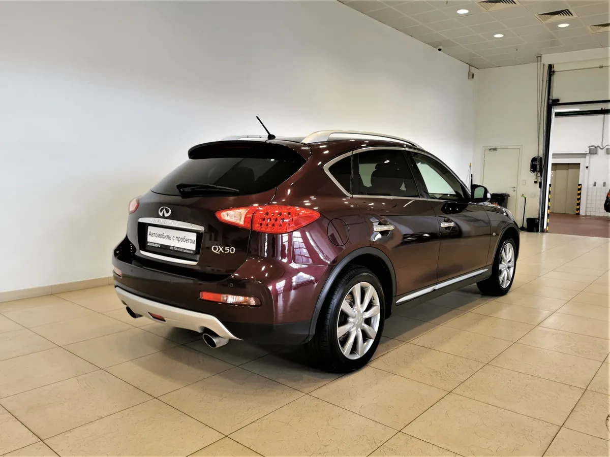 Infiniti QX50 2.5 AT AWD (222 л.с.) Красный в АВИЛОН. Слайд №2