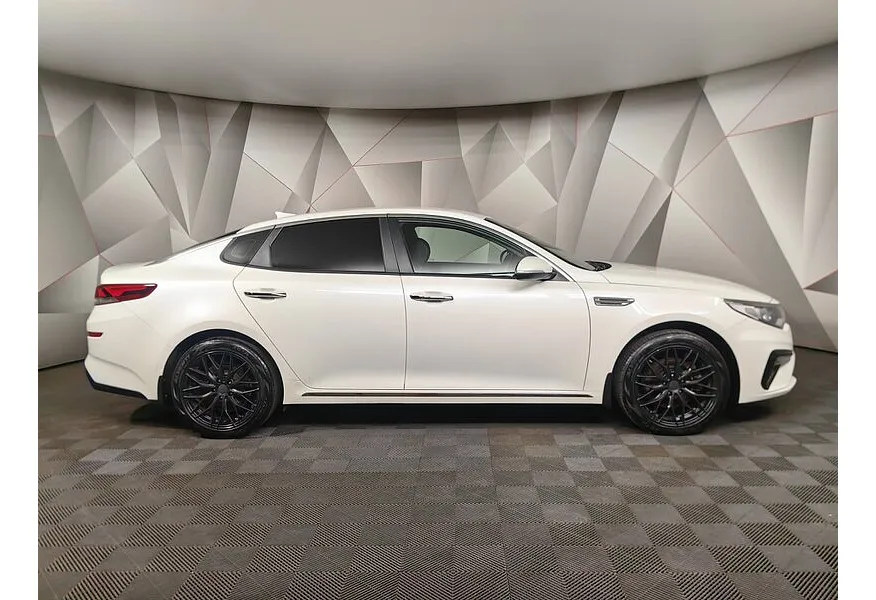 АВИЛОН - Kia Optima 2.4 GDI AT (188 л.с.) Luxe Белый - slide 3