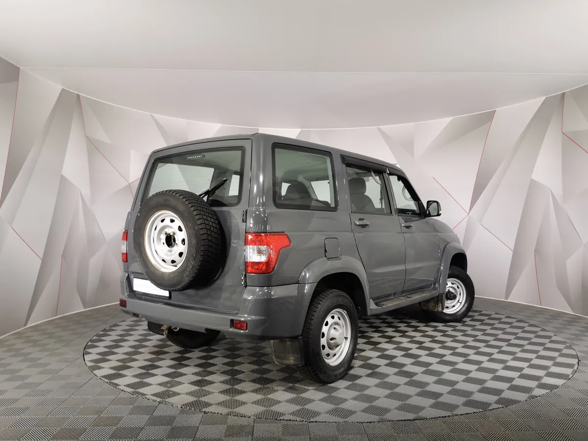 УАЗ Patriot 2.7 AT 4WD (150 л.с.) Оптимум Серый в АВИЛОН. Слайд №2
