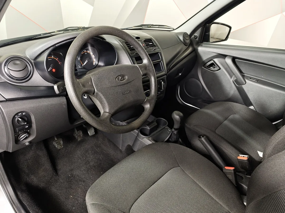 ВАЗ (Lada) Granta 1.6 MT 16 кл (106 л.с.) Белый в АВИЛОН. Слайд №18