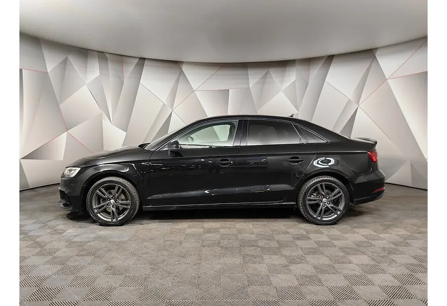 Audi A3 1.4 TFSI S-tronic (150 л.с.) Черный в АВИЛОН. Слайд №5