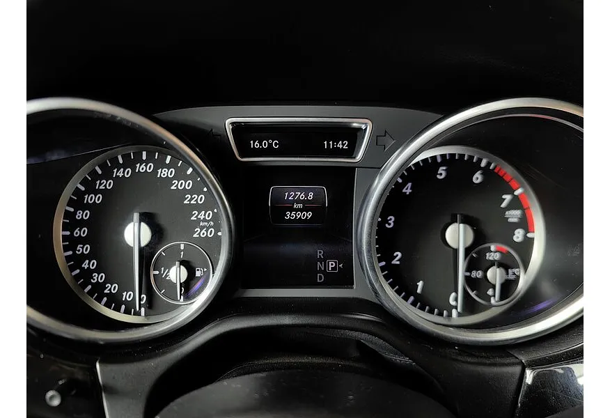 Mercedes-Benz M-Класс ML 300 BlueEfficiency 7G-Tronic Plus 4Matic (249 л.с.) Белый в АВИЛОН. Слайд №17