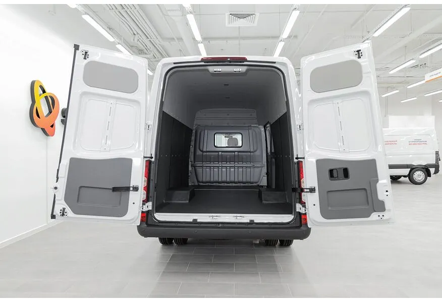 Sollers Atlant VAN 2.7D MT RWD DRW (150 л.с.) L3H2 3.5T Белый в АВИЛОН. Слайд №9