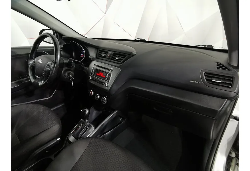 АВИЛОН - Kia Rio 1.6 AT (123 л.с.) Серебристый - slide 10