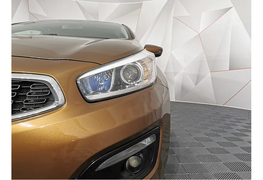 LIVE. Слайд №17