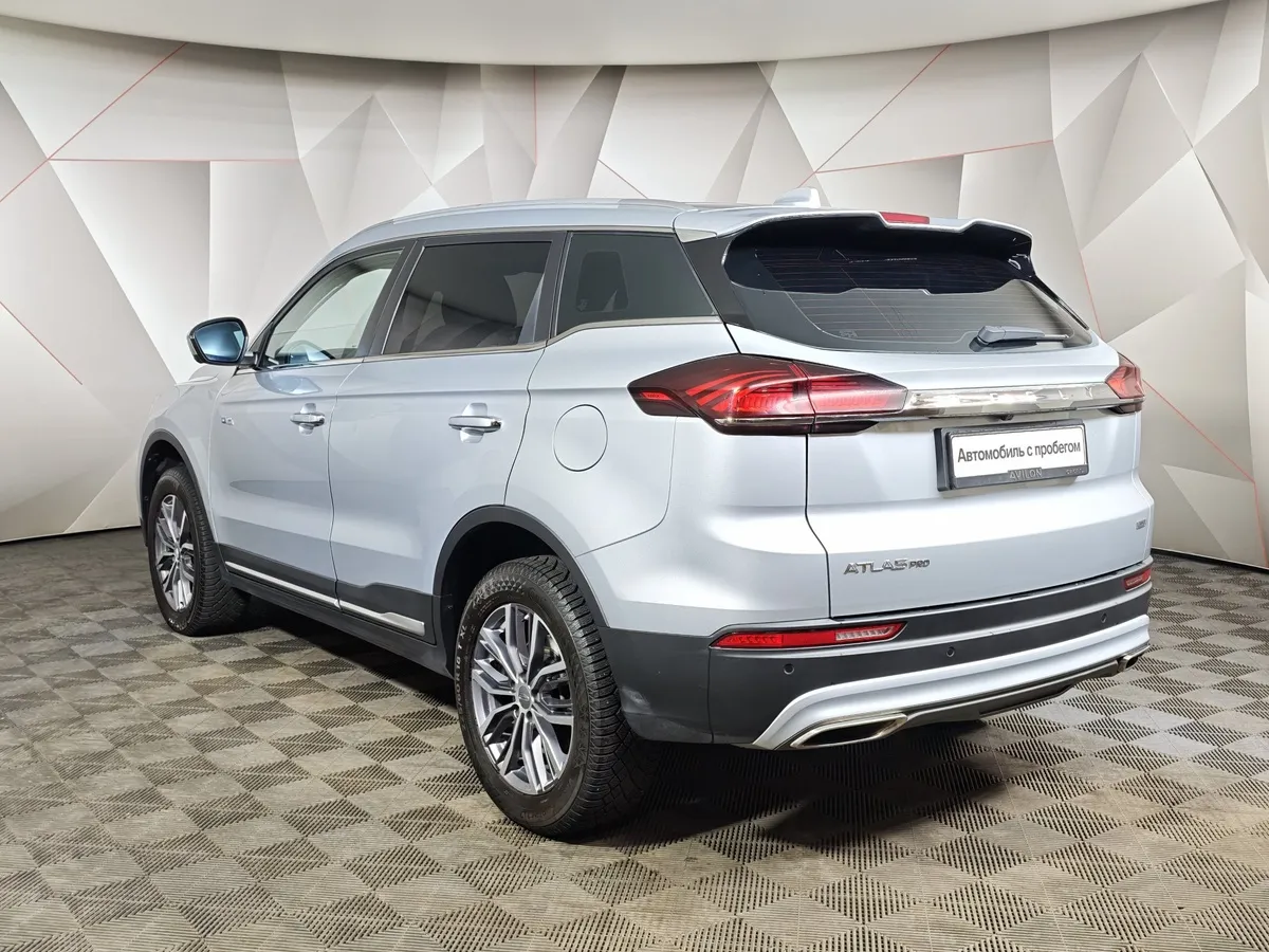 Geely Atlas Pro 1.5T 7DCT AWD (177 л.с.) Flagship+ Серый в АВИЛОН. Слайд №4
