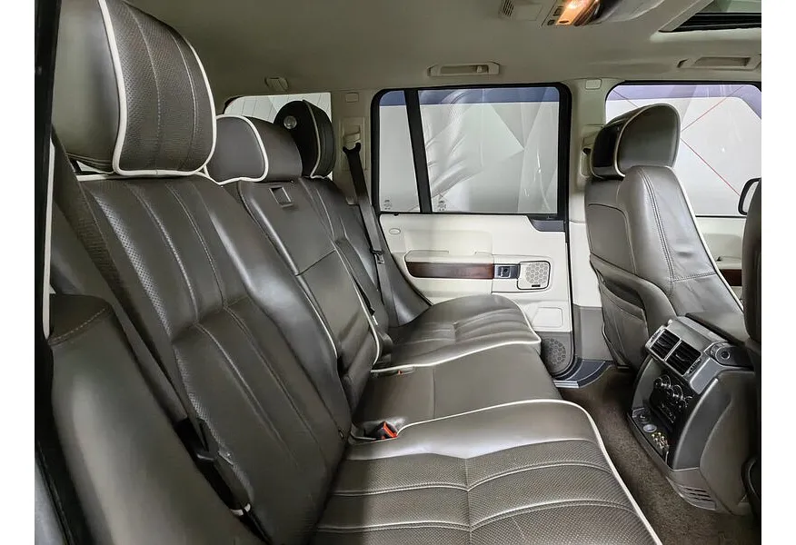 Land Rover Range Rover 4.4 TDV8 AT AWD (313 л.с.) Коричневый в АВИЛОН. Слайд №16