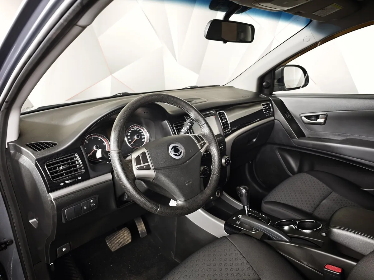 SsangYong Actyon 2.0 AT (149 л.с.) Серый в АВИЛОН. Слайд №18