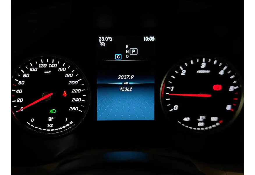 Mercedes-Benz GLC 220 D 4MATIC 9G-TRONIC (197 л.с.) Синий в АВИЛОН. Слайд №18