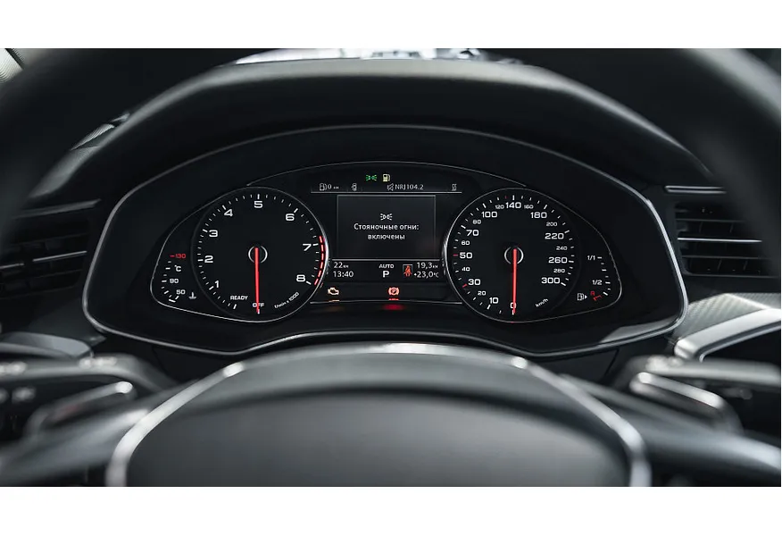 Audi A6 45 TFSI quattro S tronic (245 л.с.) Черный в АВИЛОН. Слайд №5