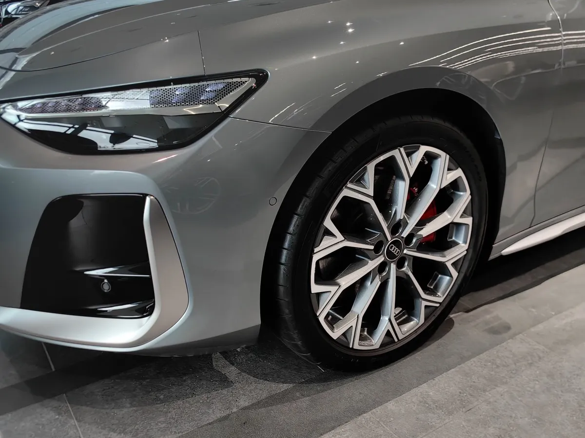 Audi A6 2.0 TFSI tiptronic quattro (272 л.с.) Серебристый в АВИЛОН. Слайд №11