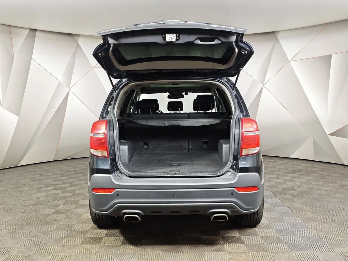 Chevrolet Captiva 2.4 AT (5 мест) (167 л.с.) LT Черный в АВИЛОН. Слайд №9
