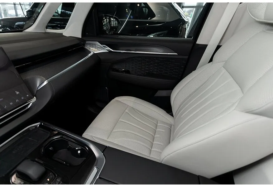 Zeekr 009 AT 4WD (544 л.с.) ME Edition Черный в АВИЛОН. Слайд №11