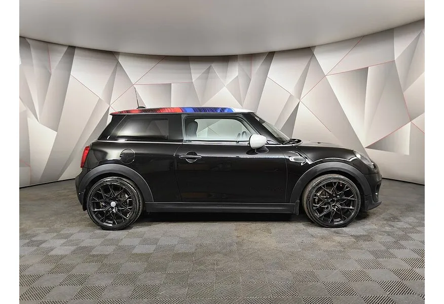 MINI 3 двери 1.5 AT (136 л.с.) Черный в АВИЛОН. Слайд №6