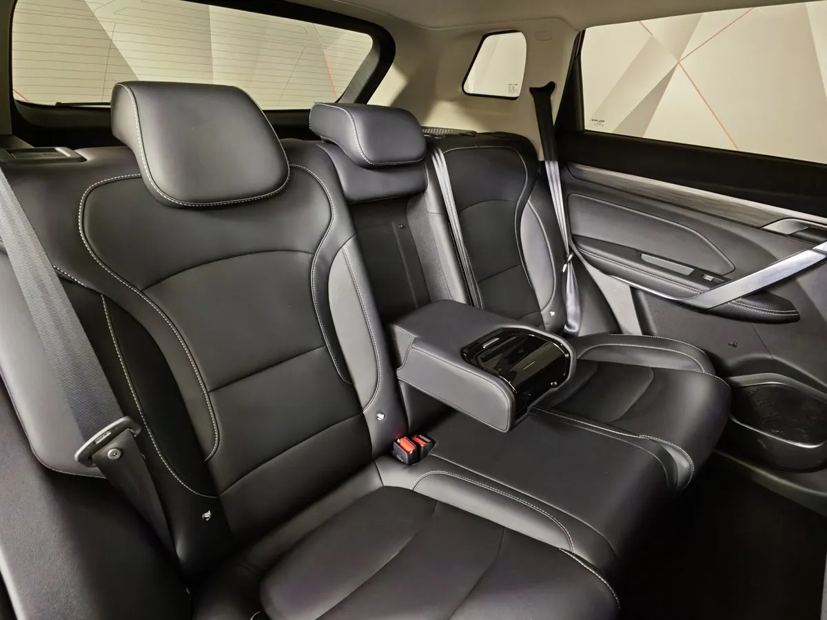 Belgee X70 1.5T AT (150 л.с.) Style Черный в АВИЛОН. Слайд №16