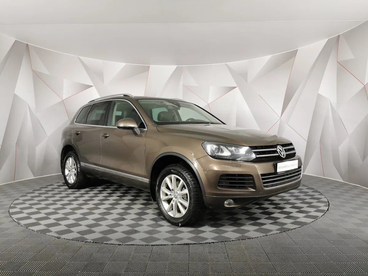 Volkswagen Touareg 3.0 TDI Tiptronic 4Motion (245 л.с.) V6 TDI Коричневый в АВИЛОН. Слайд №3