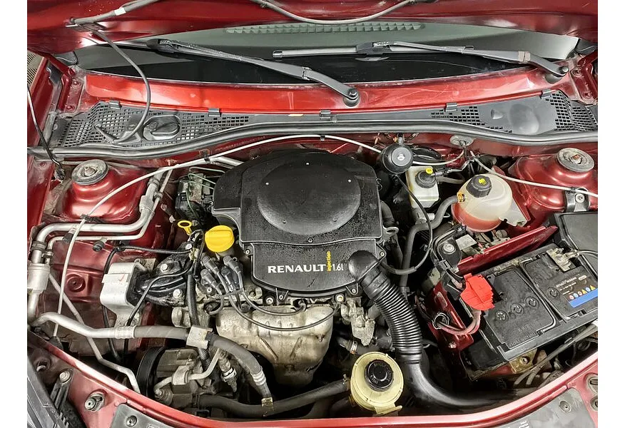 Renault Sandero 1.6 MT (84 л.с.) Stepway Красный в АВИЛОН. Слайд №11