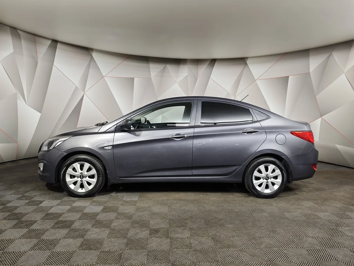 Hyundai Solaris 1.6 MT (123 л.с.) Comfort Серый в АВИЛОН. Слайд №5