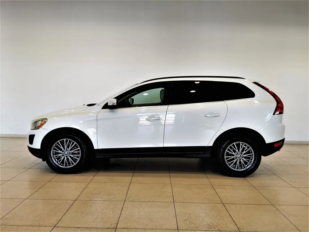 Volvo XC60 2.4 D Geartronic AWD (163 л.с.) Белый в АВИЛОН. Слайд №5