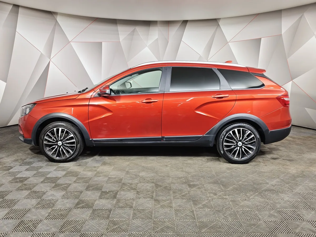 ВАЗ (Lada) Vesta 1.6 CVT (113 л.с.) Красный в АВИЛОН. Слайд №5