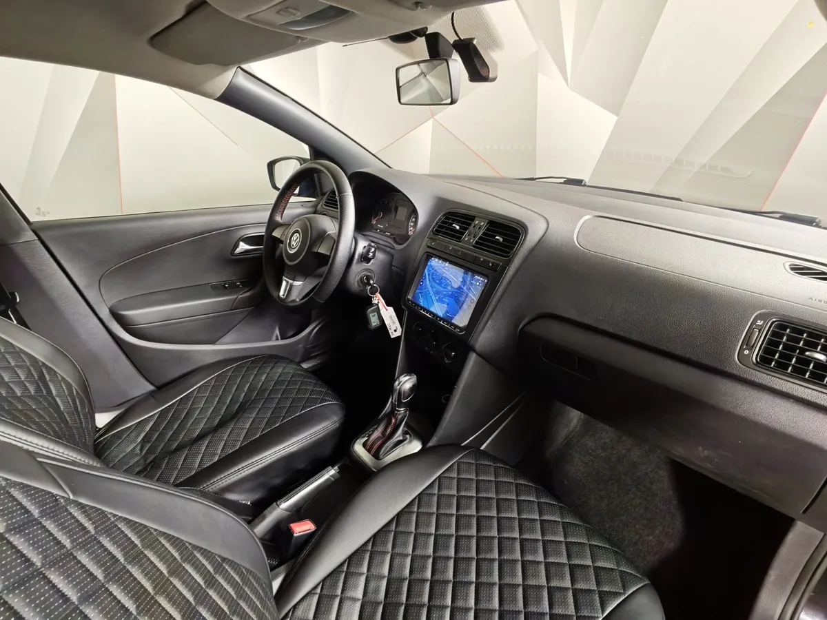 Volkswagen Polo 1.6 Tiptronic (105 л.с.) Черный в АВИЛОН. Слайд №13