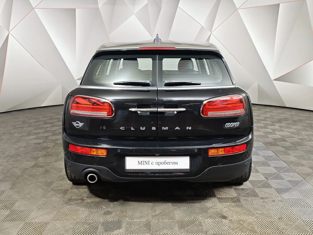 MINI Clubman Cooper 1.5 AT (136 л.с.) Черный в АВИЛОН. Слайд №4