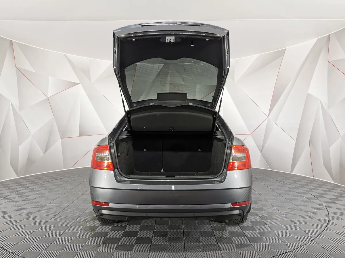 Skoda Octavia 1.4 TSI DSG (150 л.с.) Ambition Серый в АВИЛОН. Слайд №11