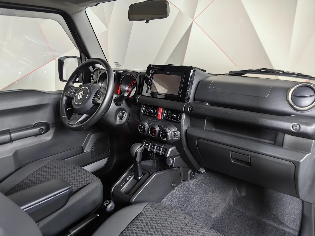 Suzuki Jimny 1.5 AT AWD (102 л.с.) GLX Серый в АВИЛОН. Слайд №13