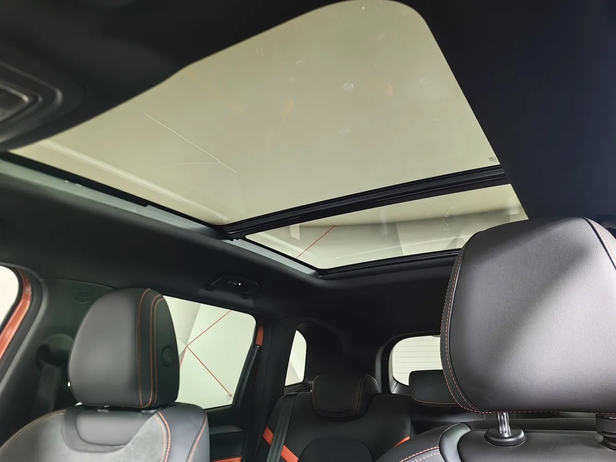 Haval Dargo X 2.0 DCT 4WD (192 л.с.) Premium Оранжевый в АВИЛОН. Слайд №23