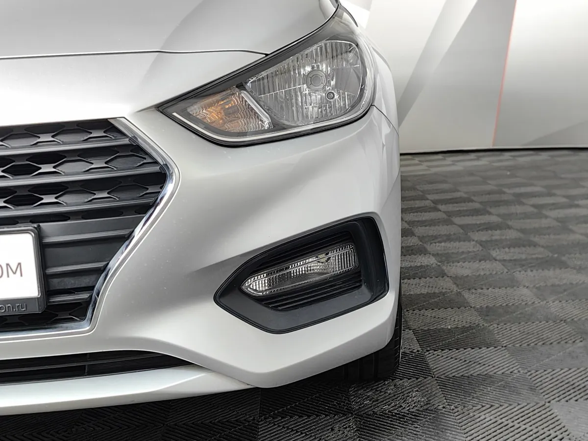 Hyundai Solaris 1.6 AT (123 л.с.) Active Plus Серебристый в АВИЛОН. Слайд №10