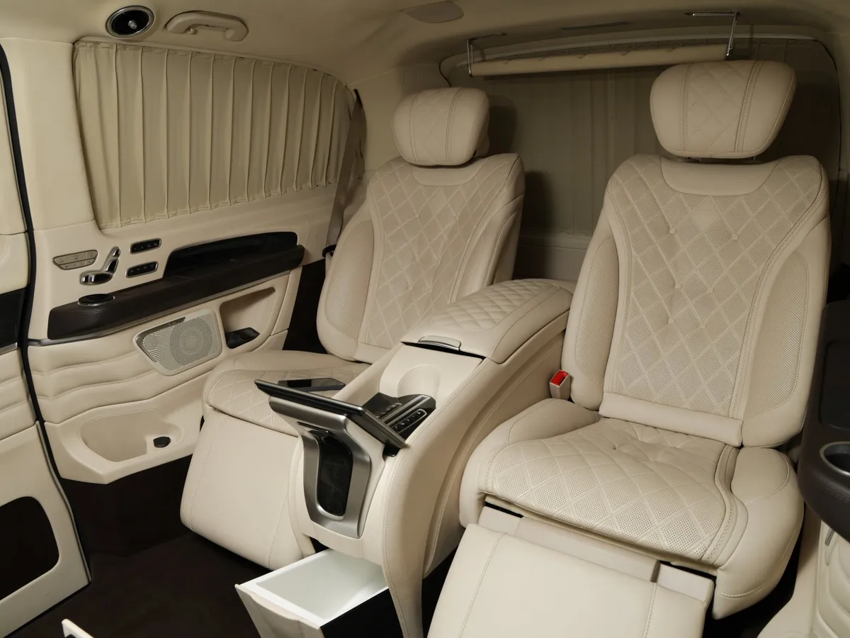 Mercedes-Benz V-Класс V 250 BlueTEC 7G-Tronic Plus 4x4 (190 л.с.) AVANTGARDE Черный в АВИЛОН. Слайд №26