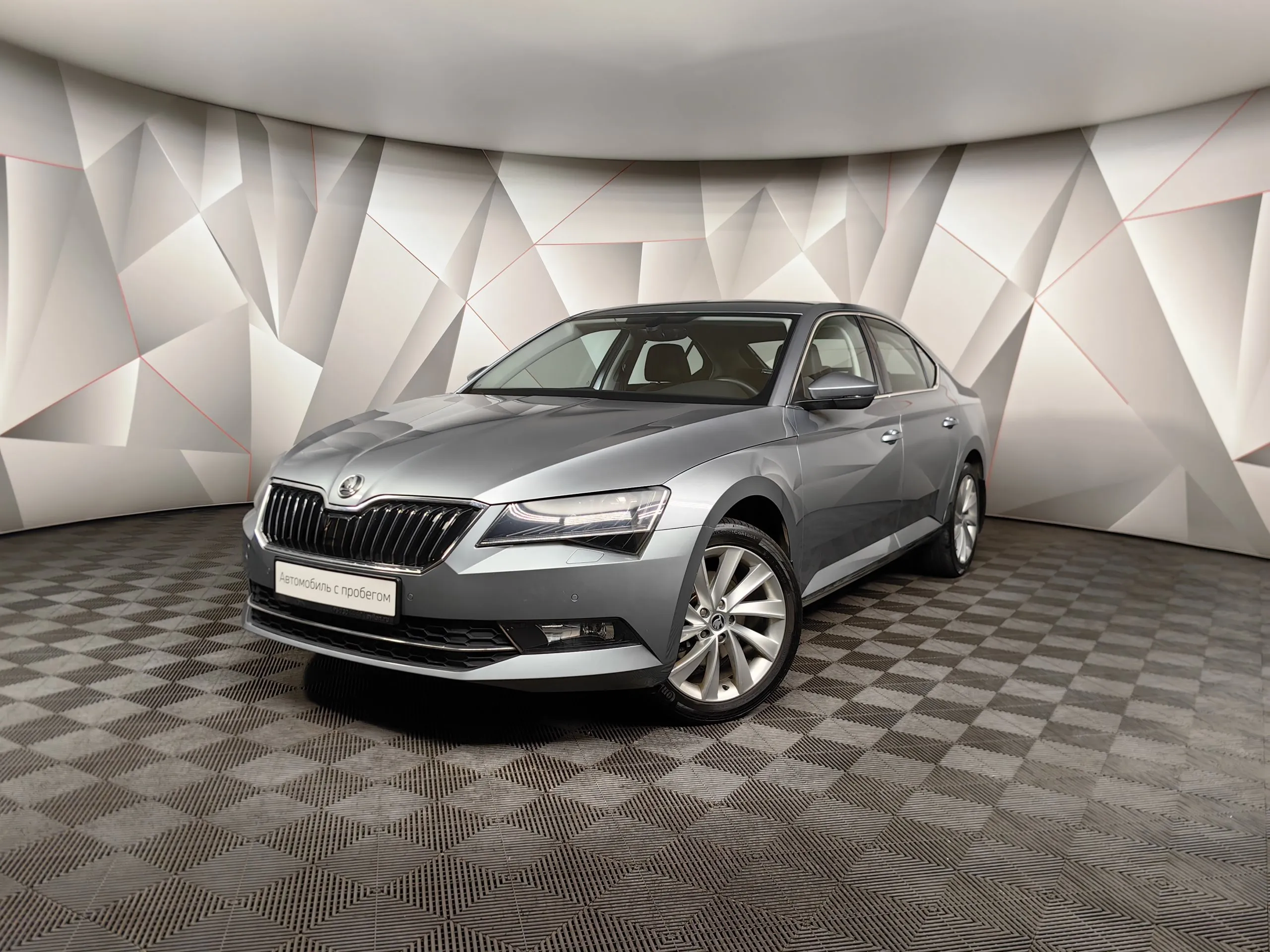 Skoda Superb 2.0 TSI DSG (220 л.с.) SportLine Серый в Москве № ТИ-UY40996. Купить  Skoda Superb III Робот Бензиновый с пробегом 47840 км. Цена 2885000