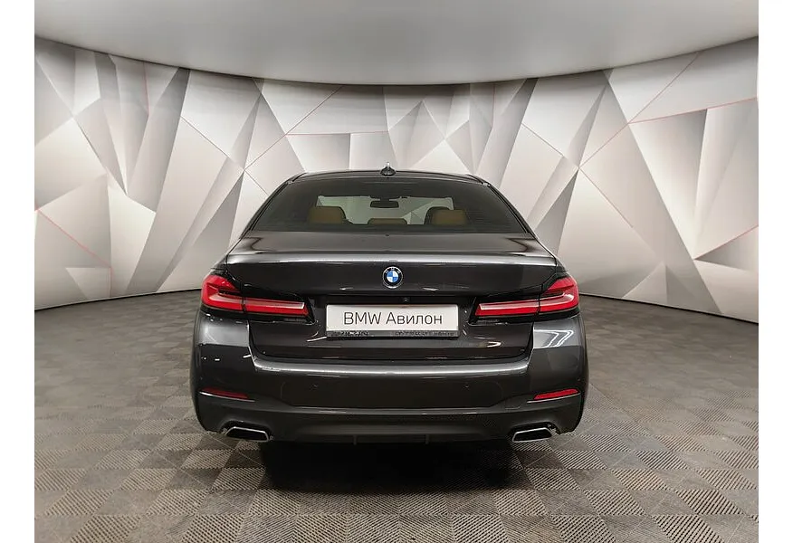 BMW 5 серия 530i xDrive Steptronic (249 л.с.) Серый в АВИЛОН. Слайд №4