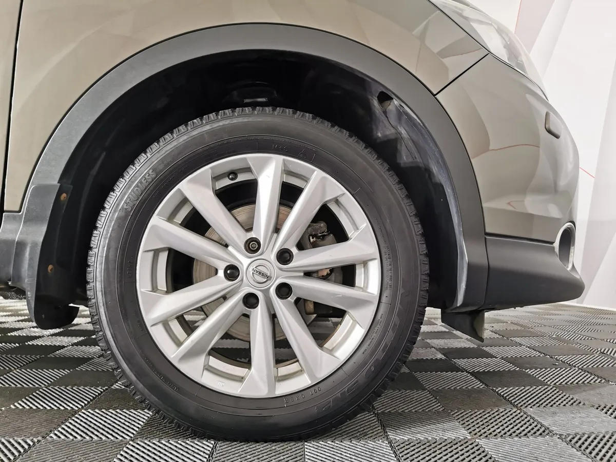 Nissan Qashqai 2.0 CVT (144 л.с.) Бежевый в АВИЛОН. Слайд №9