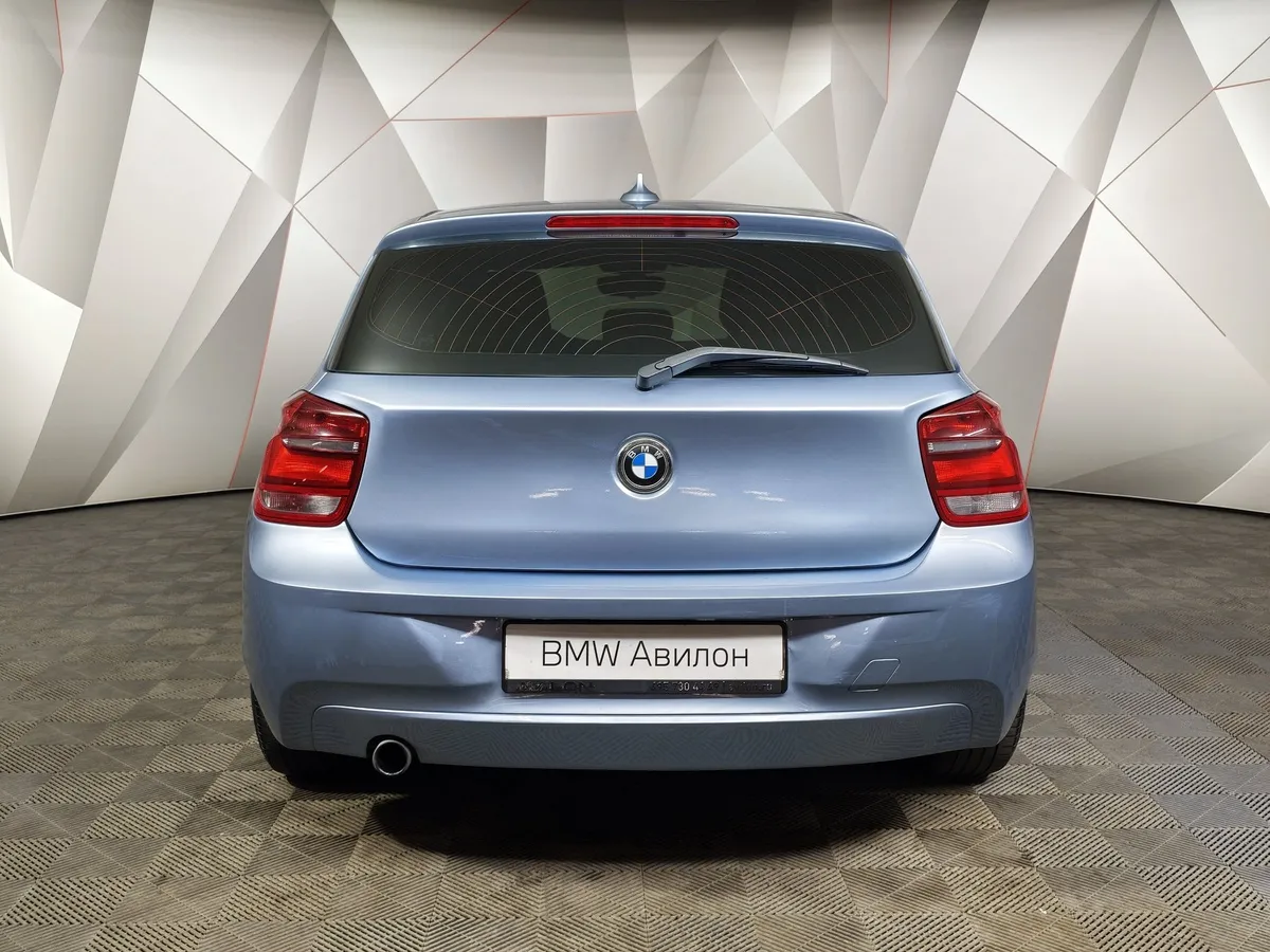 BMW 1 серия 116i AT (136 л.с.) Голубой в АВИЛОН. Слайд №4