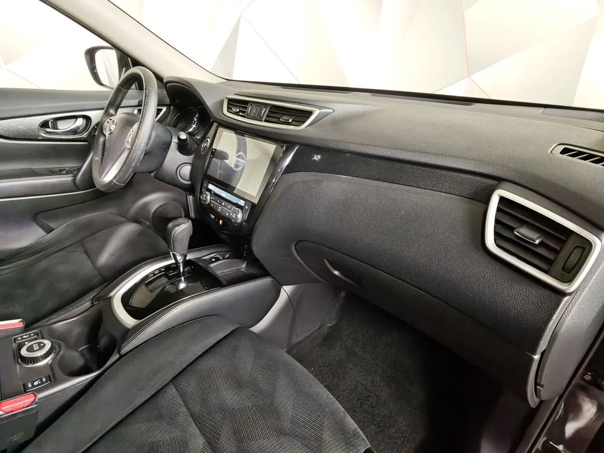 Nissan X-Trail 2.5 CVT AWD (171 л.с.) Черный в АВИЛОН. Слайд №13