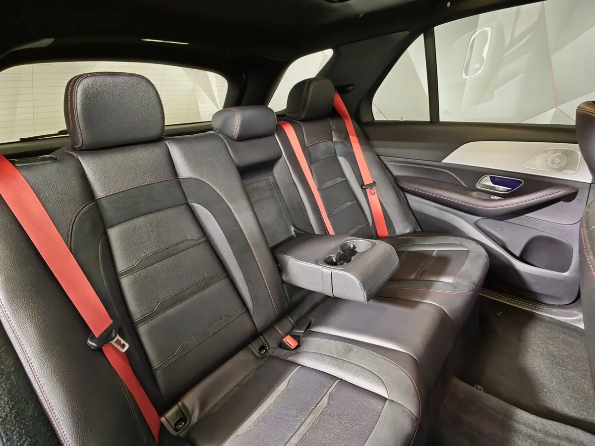 Mercedes-Benz GLE 53 9G 4MATIC+ (435 л.с.) Белый в АВИЛОН. Слайд №17