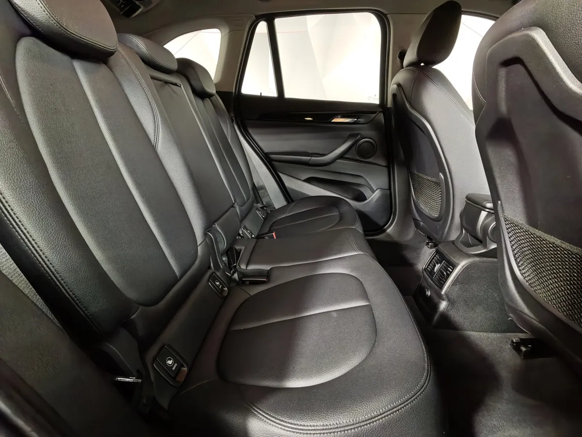 BMW X1 20i xDrive Steptronic AT (192 л.с.) Advantage (Локальная сборка) Коричневый в АВИЛОН. Слайд №14