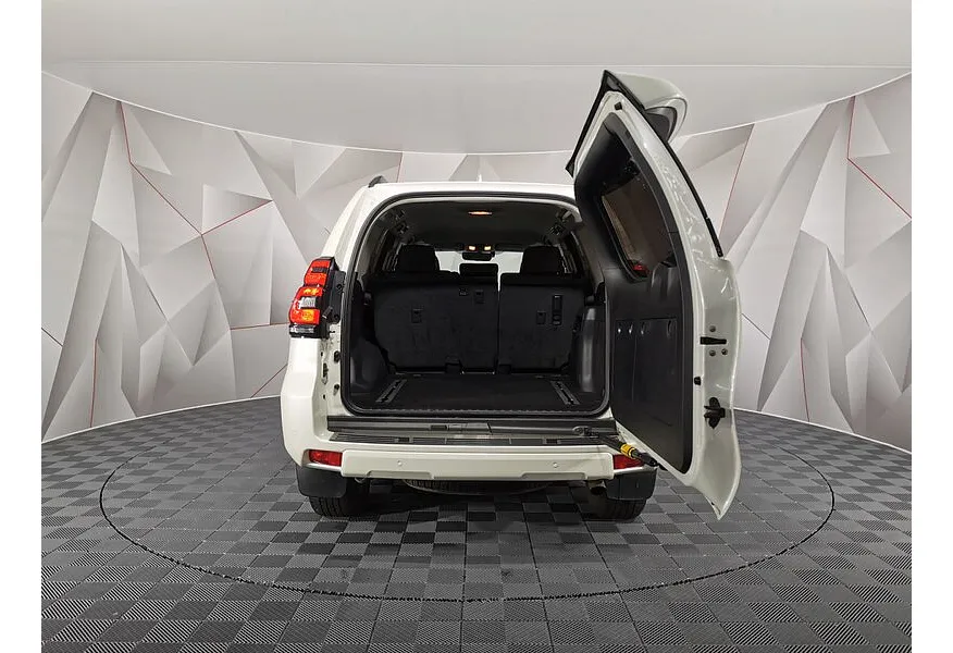 АВИЛОН - Toyota Land Cruiser Prado 2.8 D AT 4WD (5 мест) (177 л.с.) Комфорт Белый - slide 16